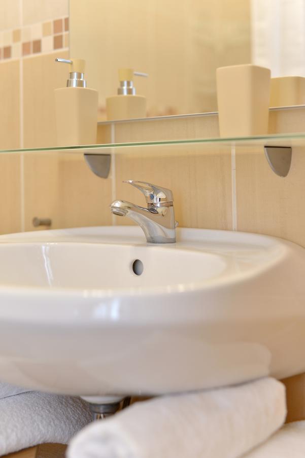 Deak Apartment บูดาเปสต์ ภายนอก รูปภาพ