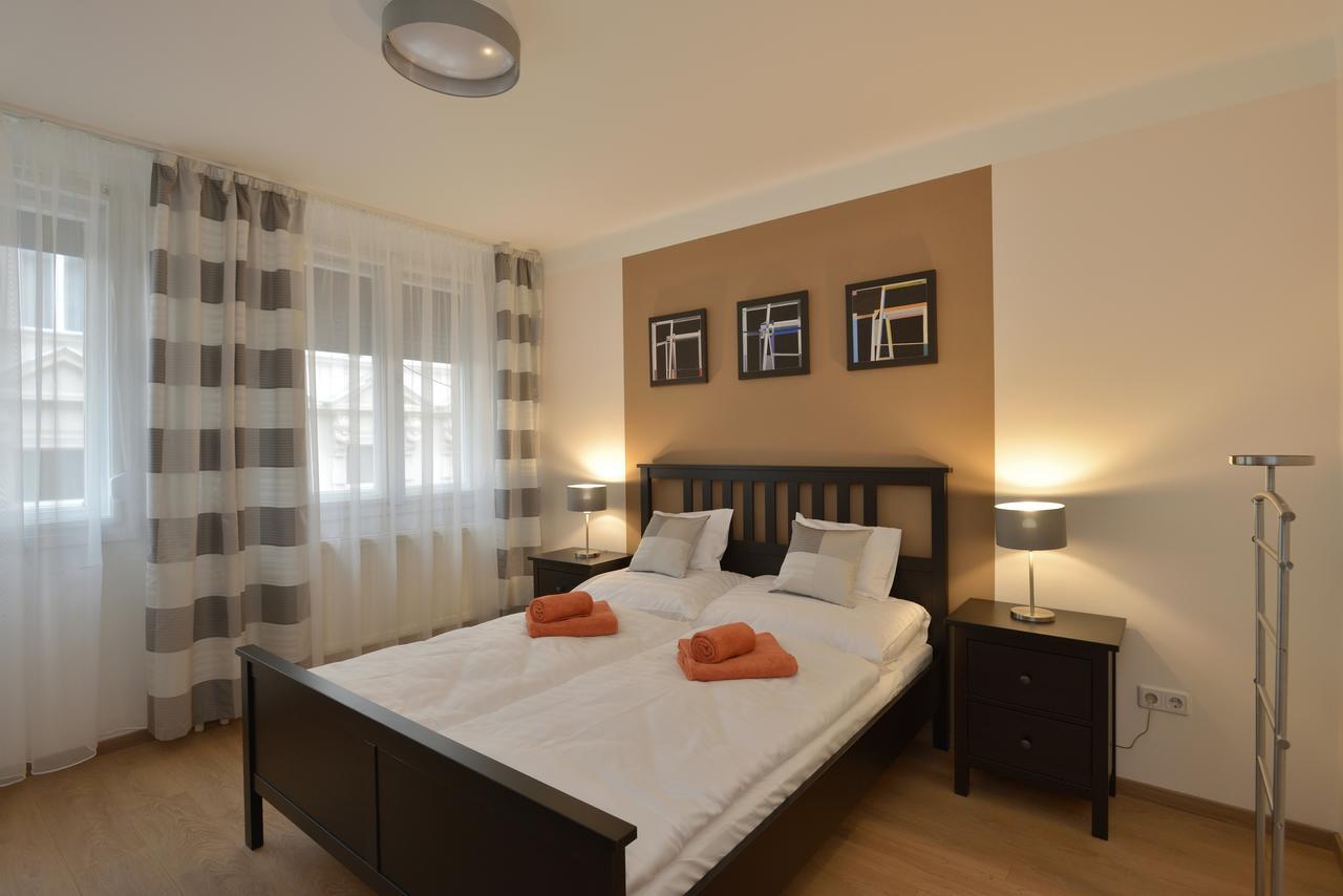 Deak Apartment บูดาเปสต์ ภายนอก รูปภาพ